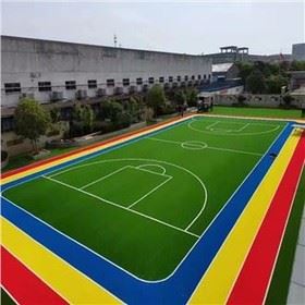 running-track-grass06460236727
